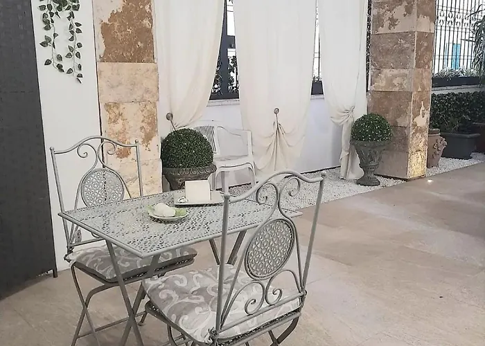 Menotti Elegant * Rome